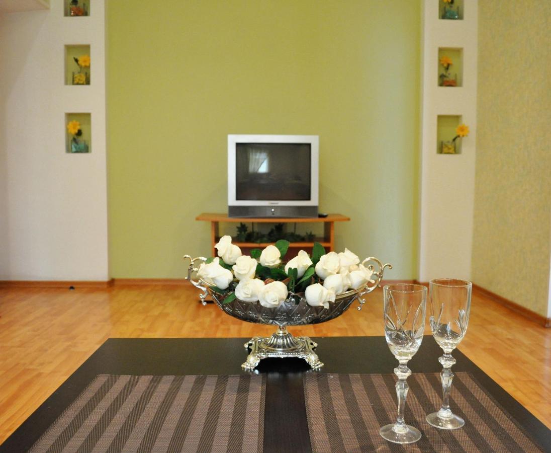 Apartment On Karbyshewa 1 Гродно Екстер'єр фото